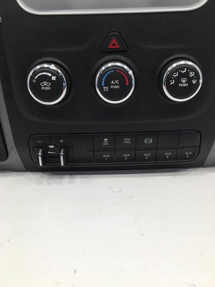 RAM 5500 Ostale kargo komponente