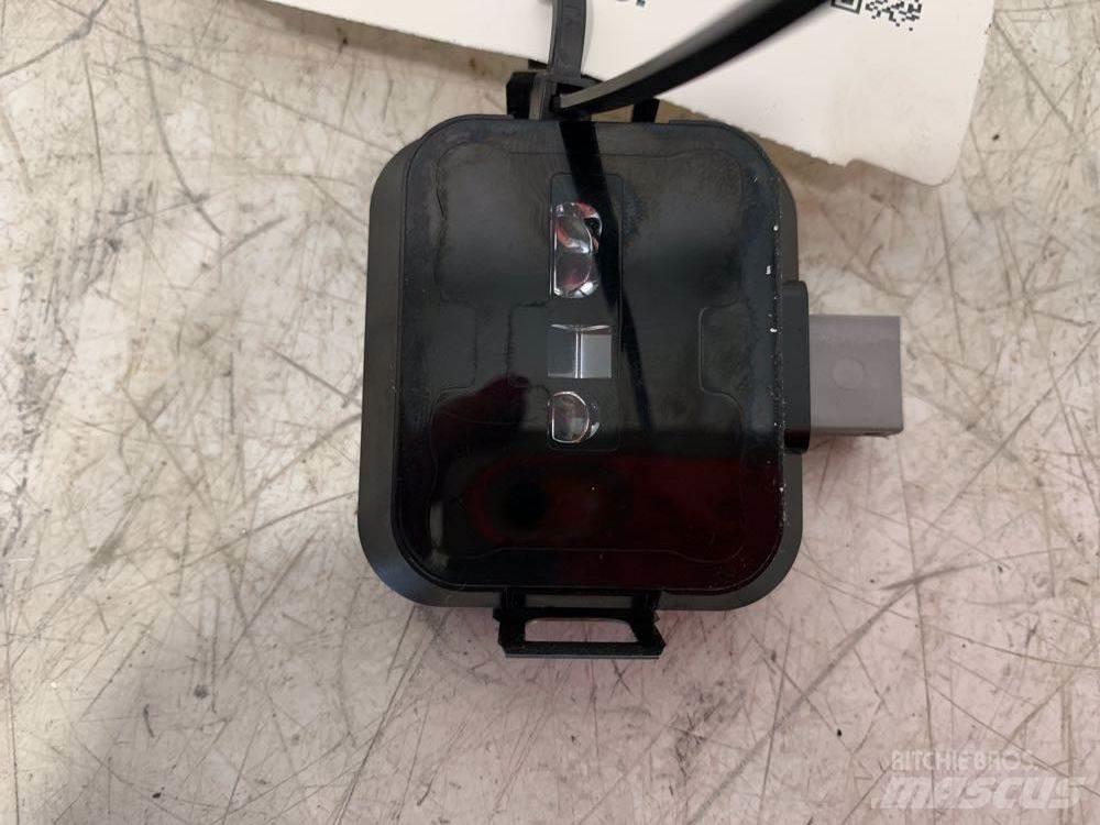 Volvo  Ostale kargo komponente