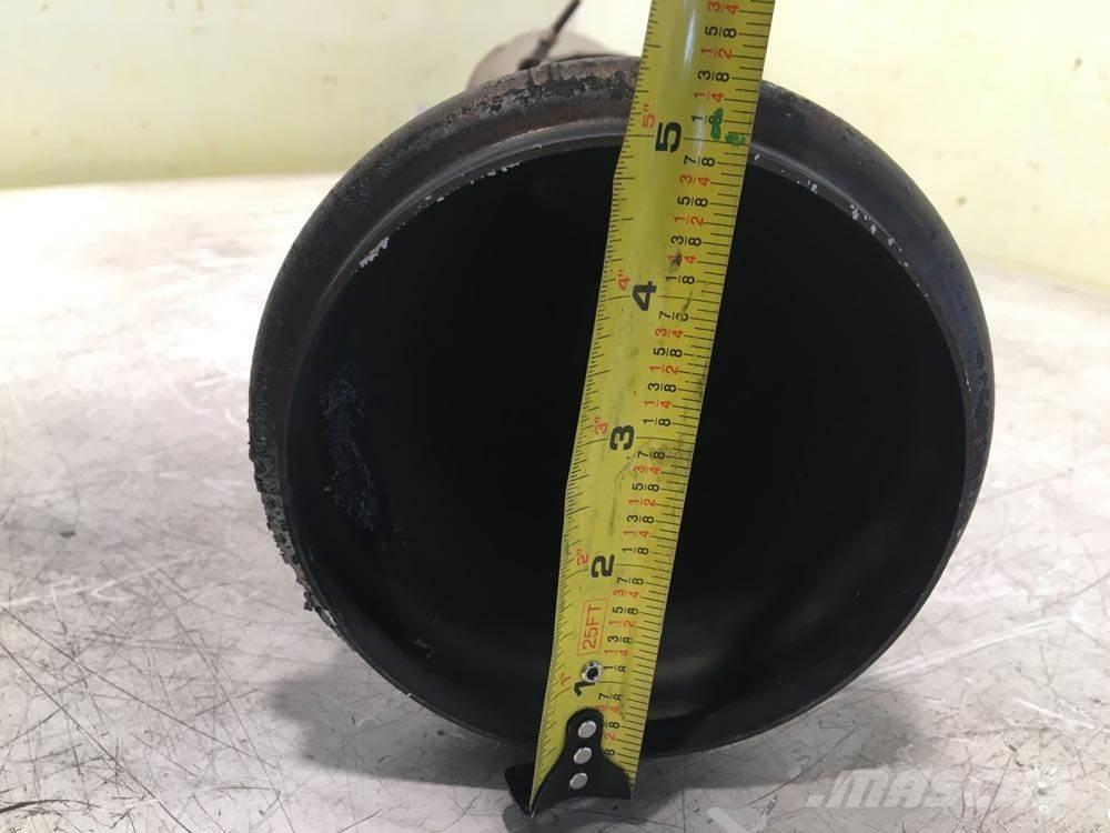 Volvo VNL Ostale kargo komponente