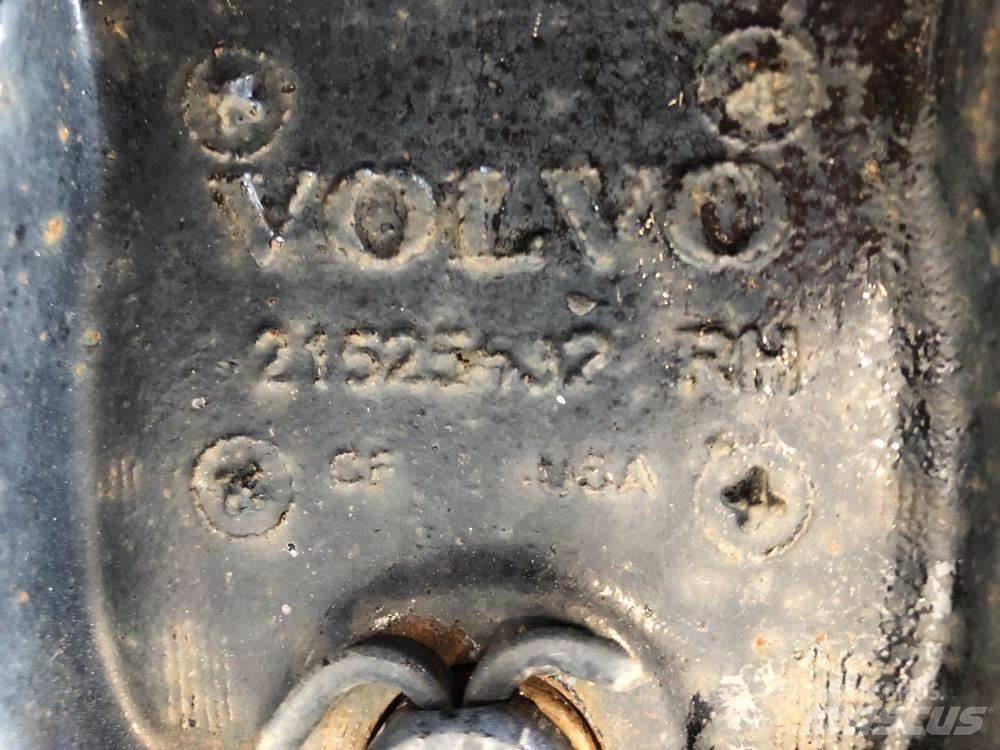 Volvo VNL Šasija i vešenje