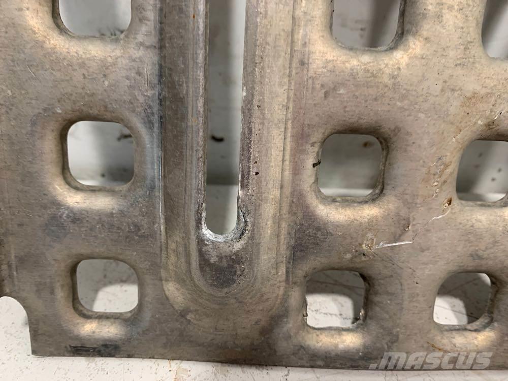 Volvo VNL Ostale kargo komponente