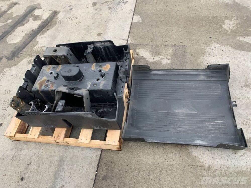 Volvo VNL Ostale kargo komponente