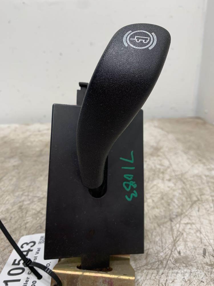 Volvo VNL Ostale kargo komponente