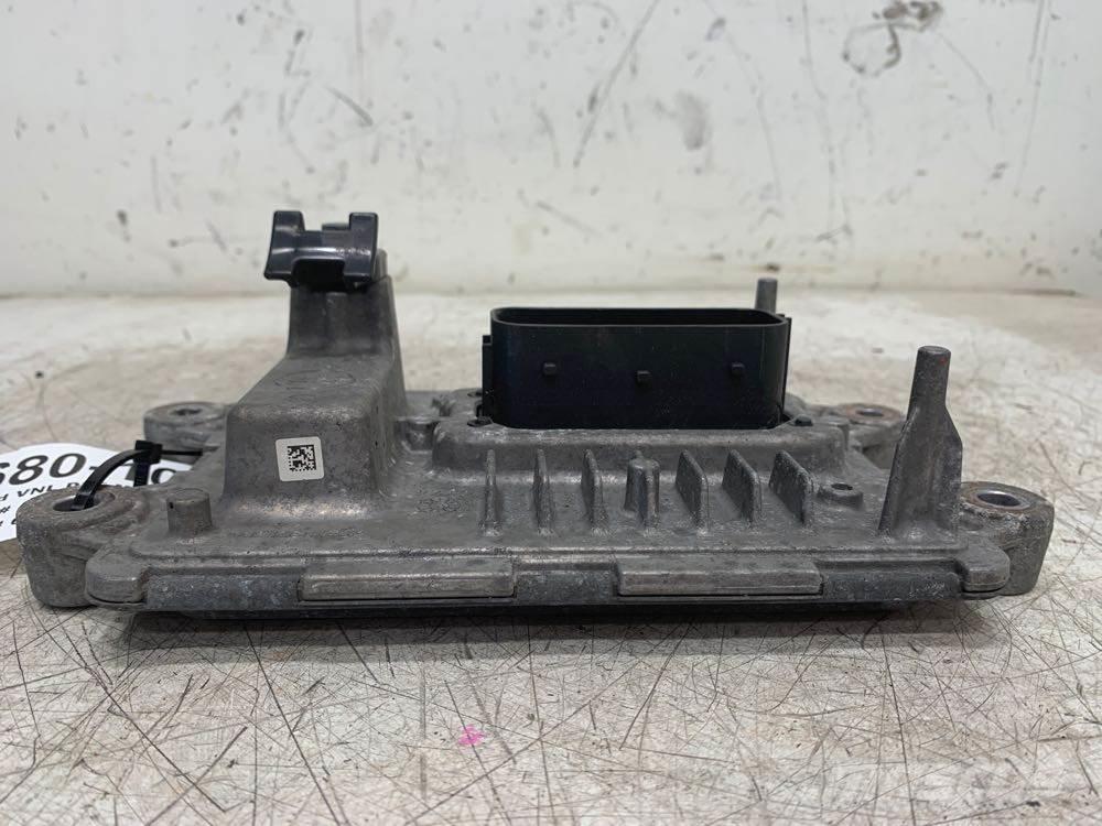 Volvo VNL Ostale kargo komponente