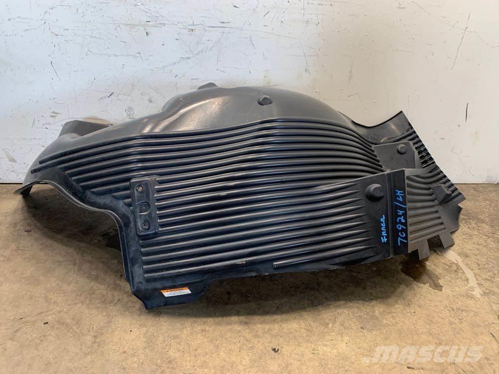 Volvo VNL Ostale kargo komponente