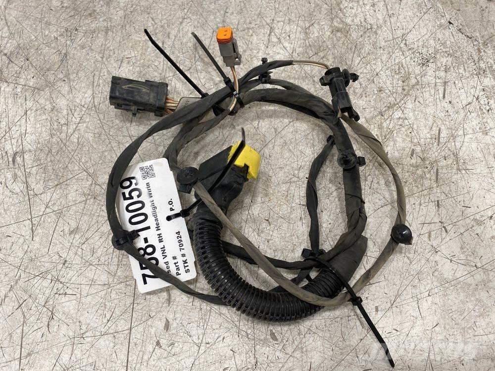 Volvo VNL Ostale kargo komponente