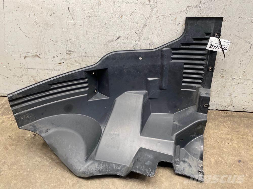 Volvo VNL Ostale kargo komponente