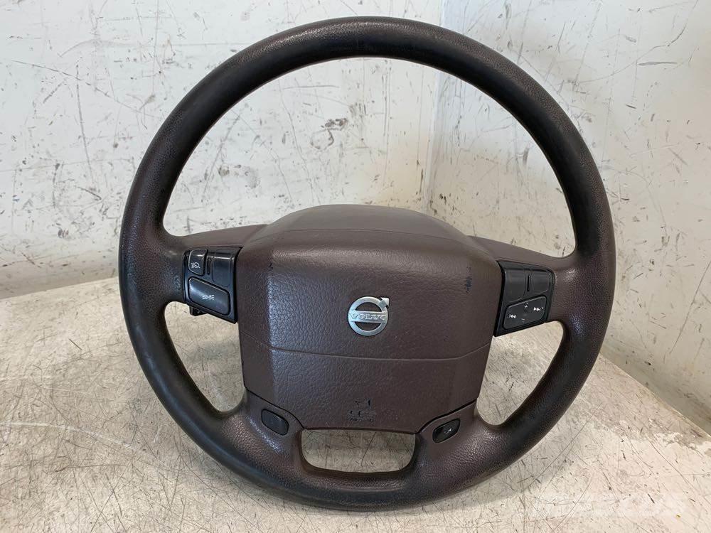 Volvo VNL Ostale kargo komponente