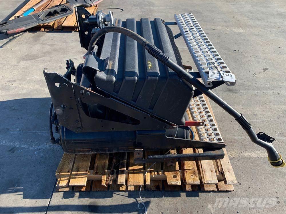 Volvo VNL Ostale kargo komponente