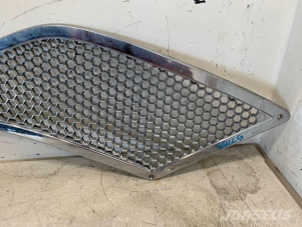 Volvo VNL Ostale kargo komponente