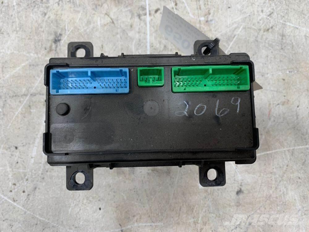 Volvo VNL Kabine i unutrašnjost