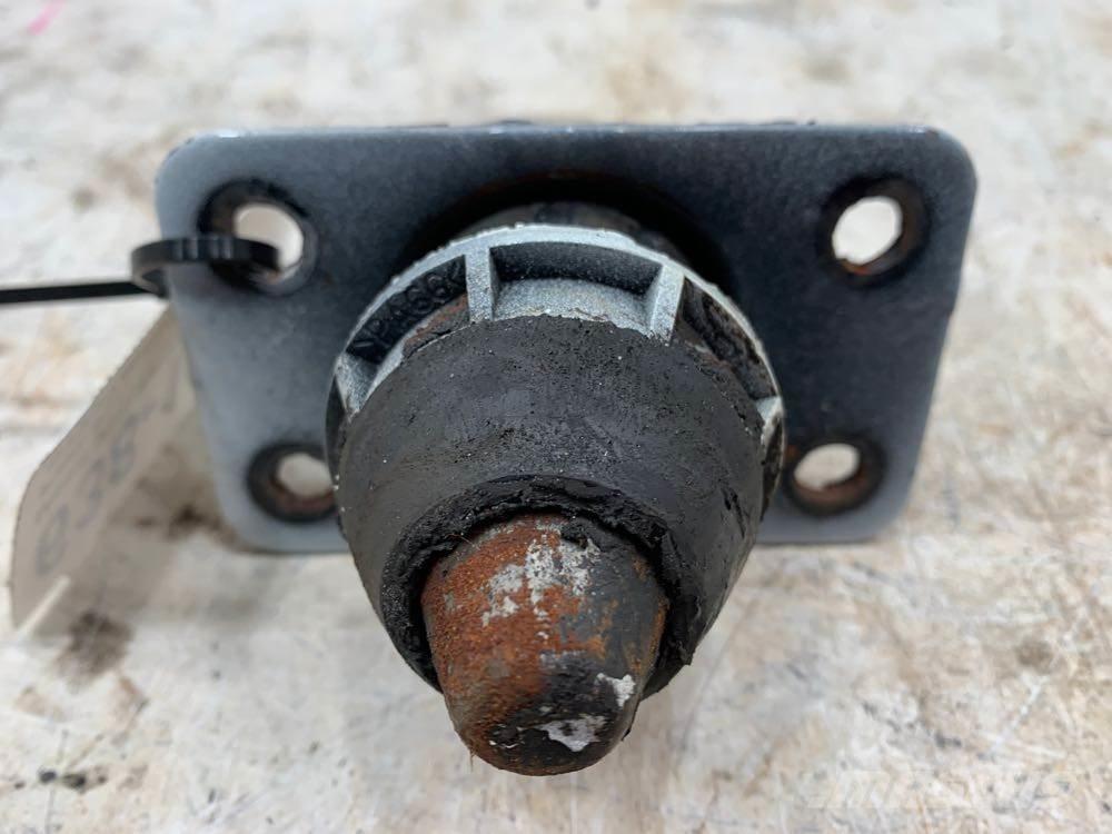 Volvo VNL Ostale kargo komponente