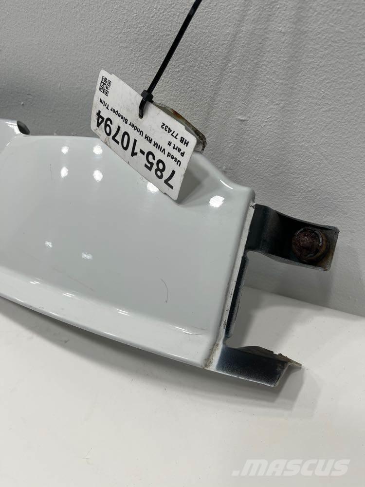 Volvo VNM Kabine i unutrašnjost