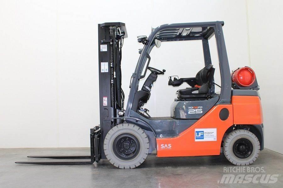 Toyota 02-8FGF25 Plinski viljuškari
