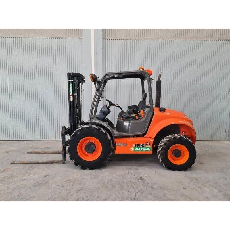 Ausa C250H Vanterenski viljuškar