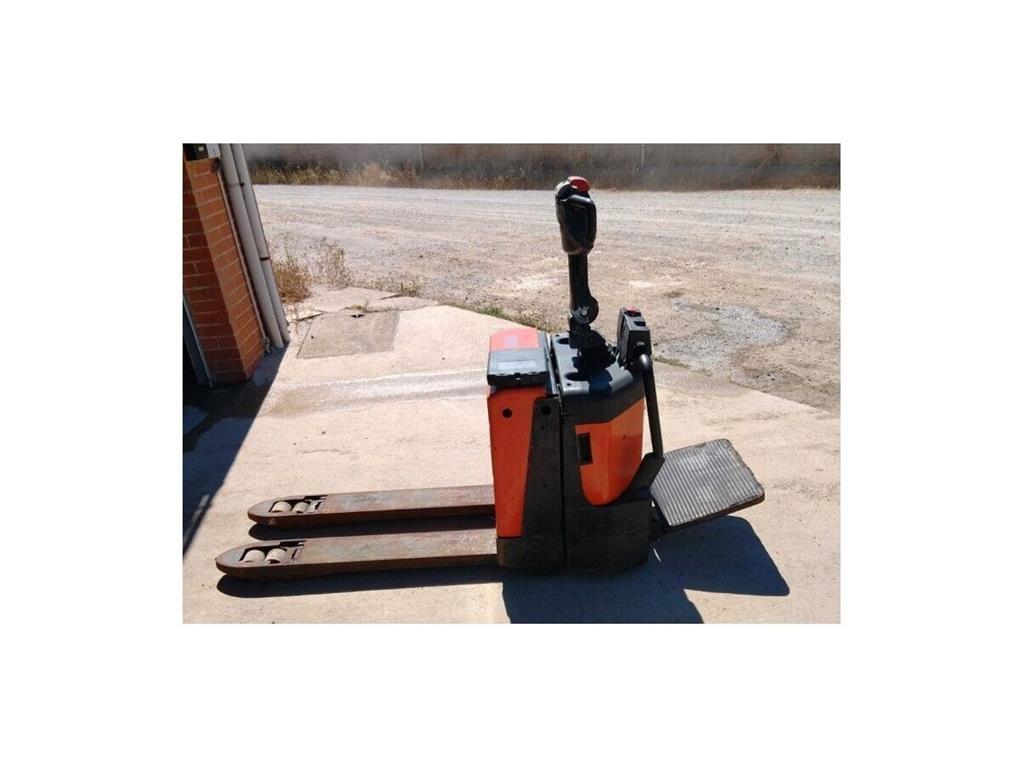 BT P20 Nisko podizni električni viljuškar