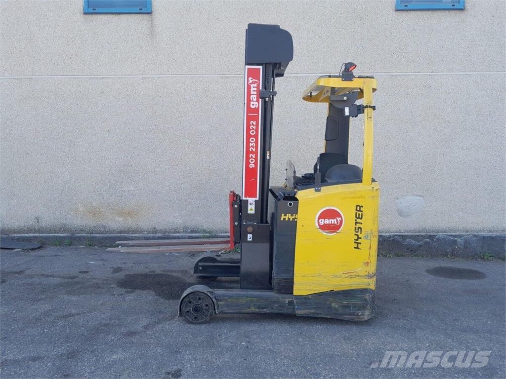 Hyster R1.4 Viljuškari sa pomičnim stupom
