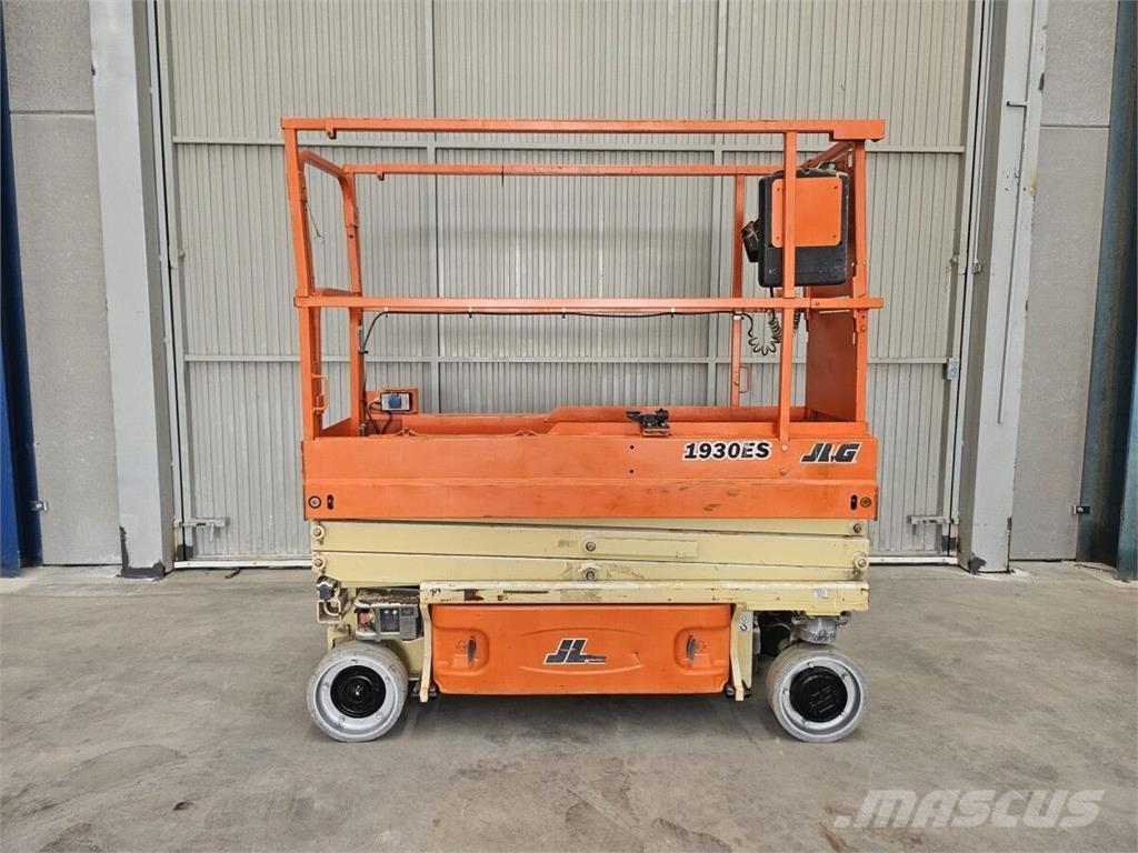JLG 1930 ES Makazaste platforme
