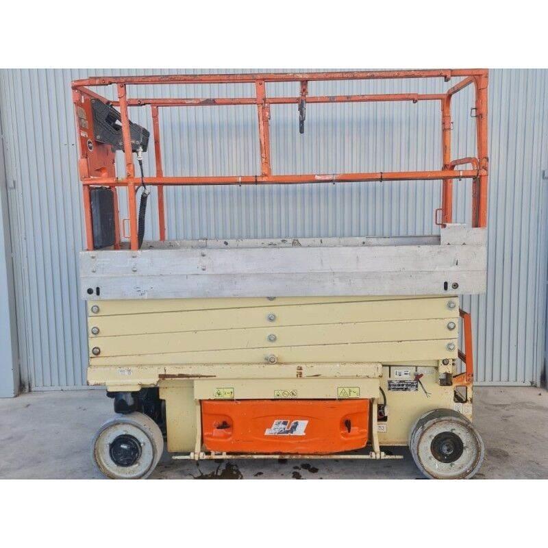 JLG 2630 ES Makazaste platforme