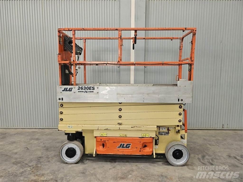 JLG 2630 ES Makazaste platforme