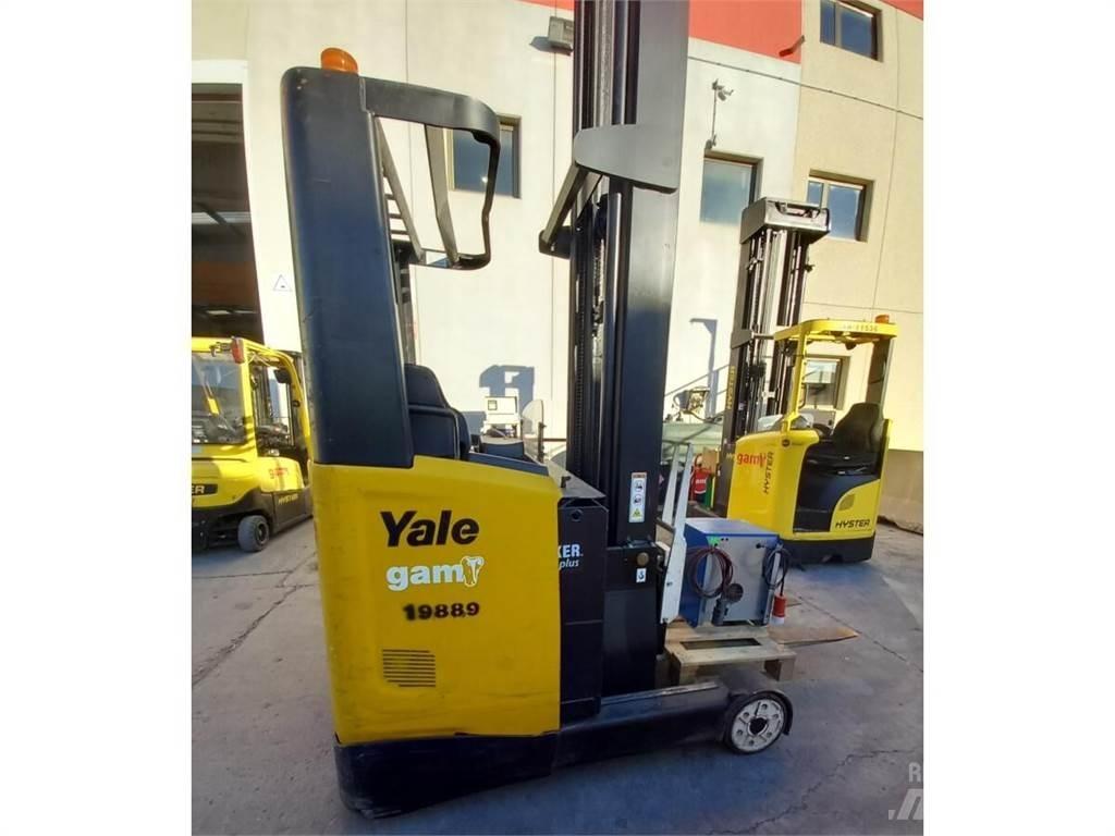 Yale MR14 Viljuškari sa pomičnim stupom