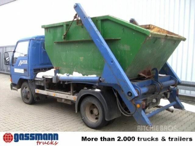 Mitsubishi Canter 4x2 Kamioni za podizanje kablova