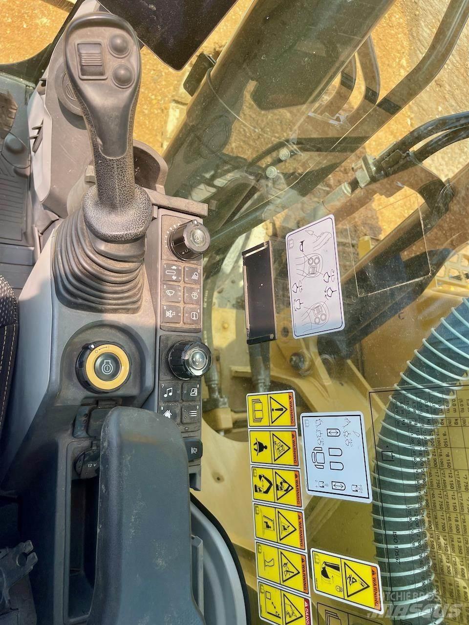 CAT 336 Bageri guseničari