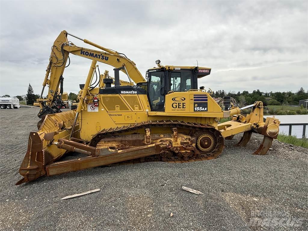 Komatsu D155AX-8 Buldožeri guseničari