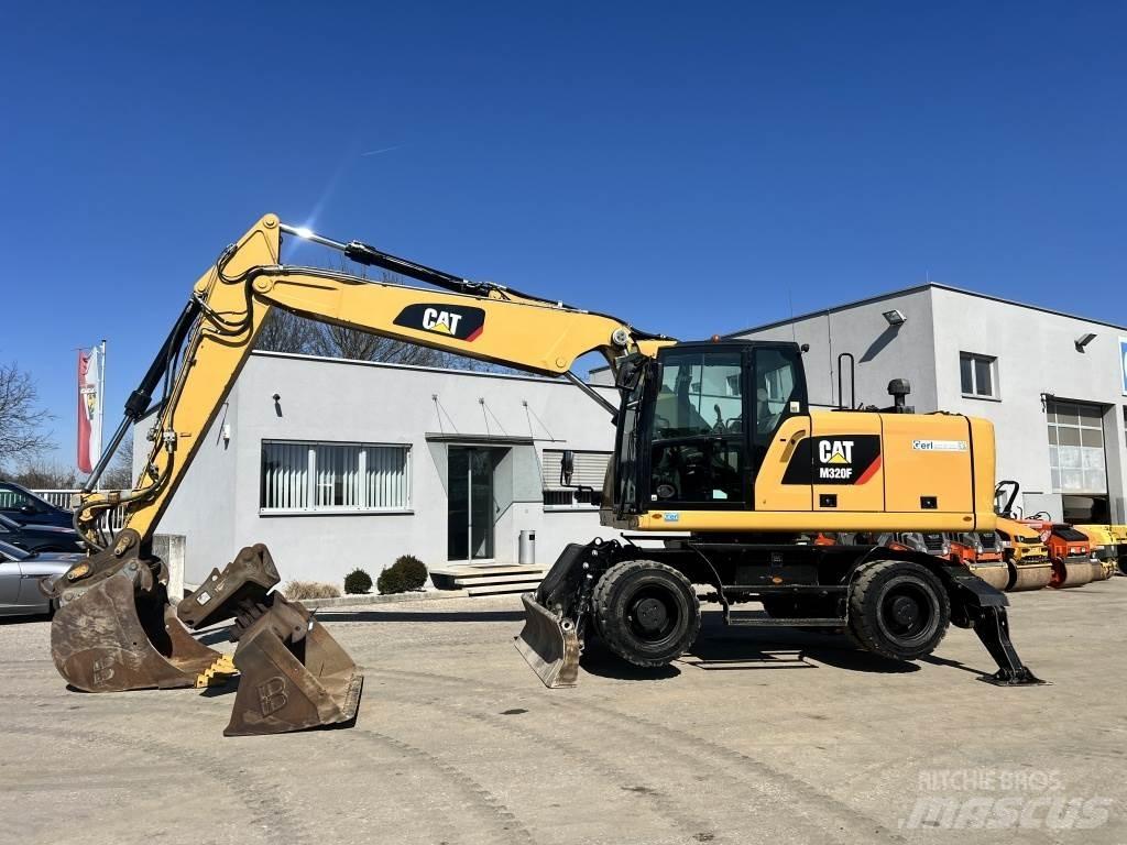 CAT M 320 F Bageri točkaši
