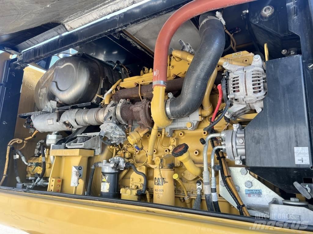 CAT M 320 F Bageri točkaši