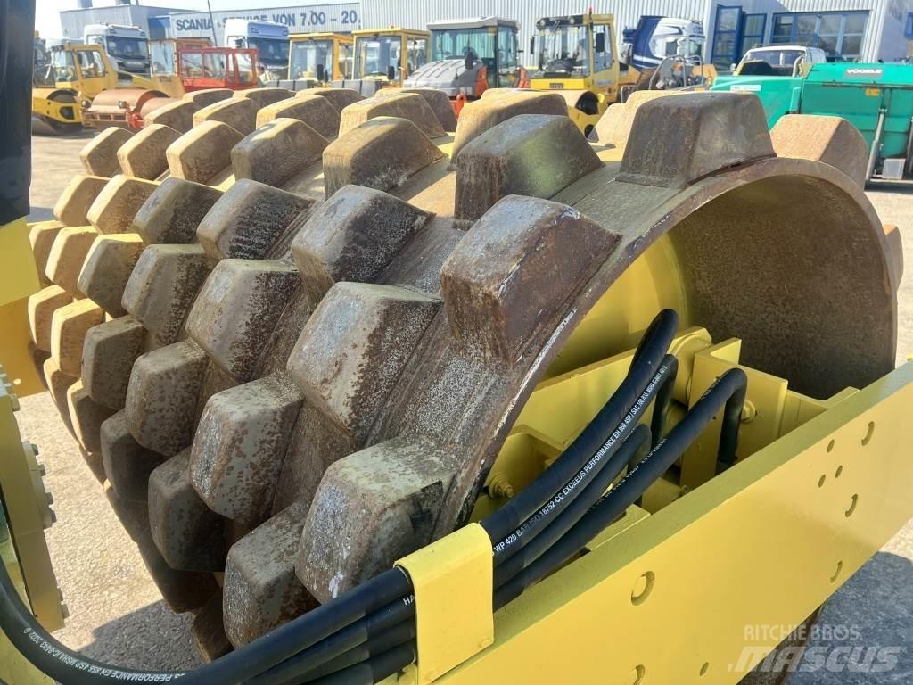 JCB Vibromax W 1402 PD Valjci sa jednim bubnjem