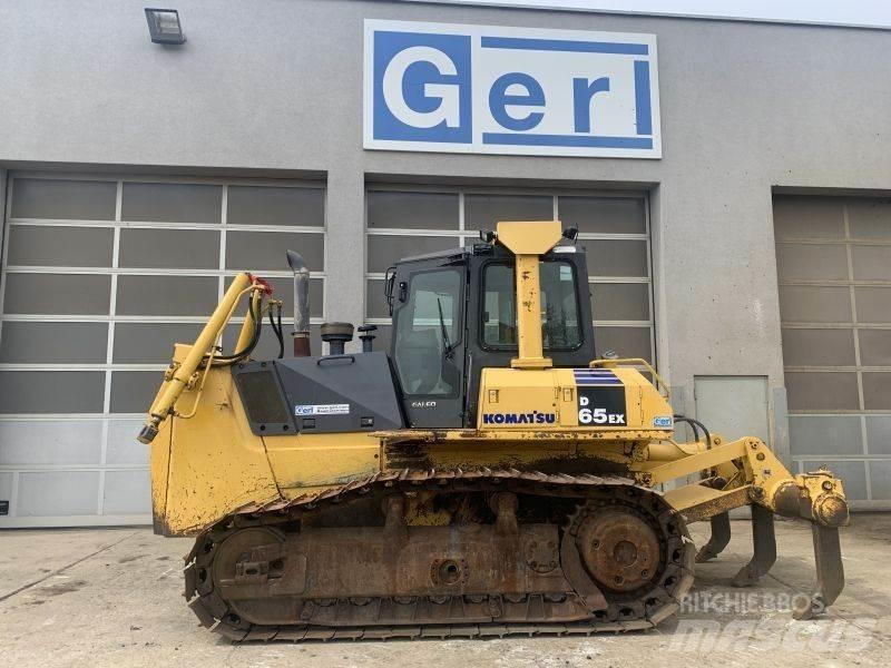 Komatsu D 65 EX-15 Buldožeri guseničari