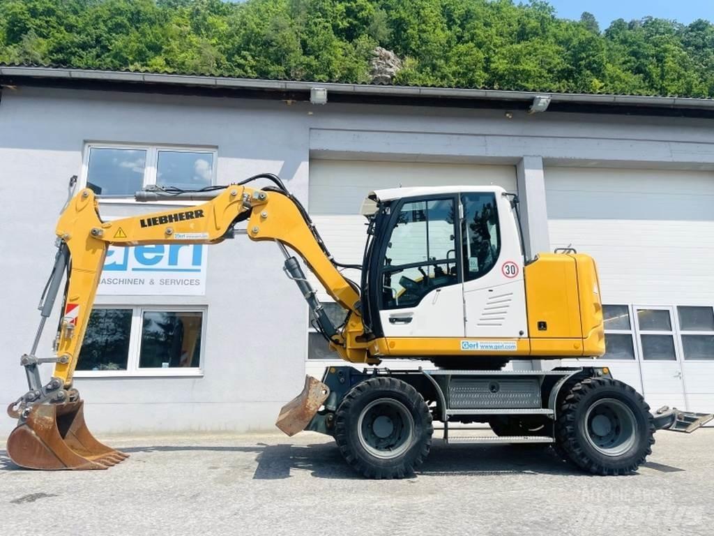 Liebherr A910 Compact Bageri točkaši