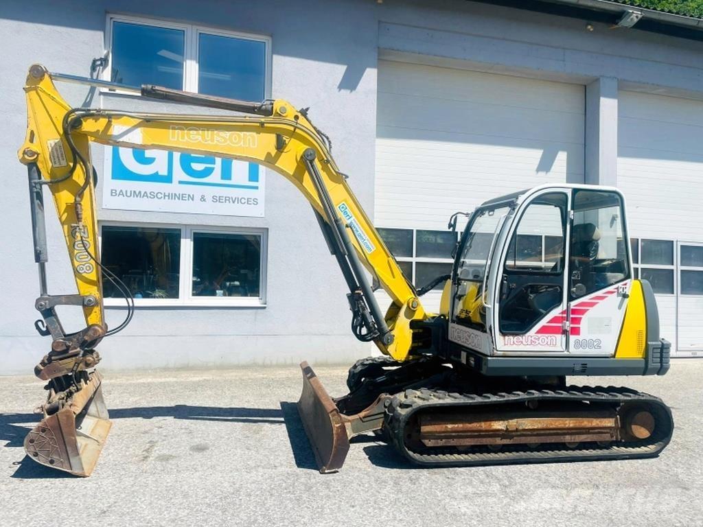 Neuson 8002 RDV Mini bageri < 7t