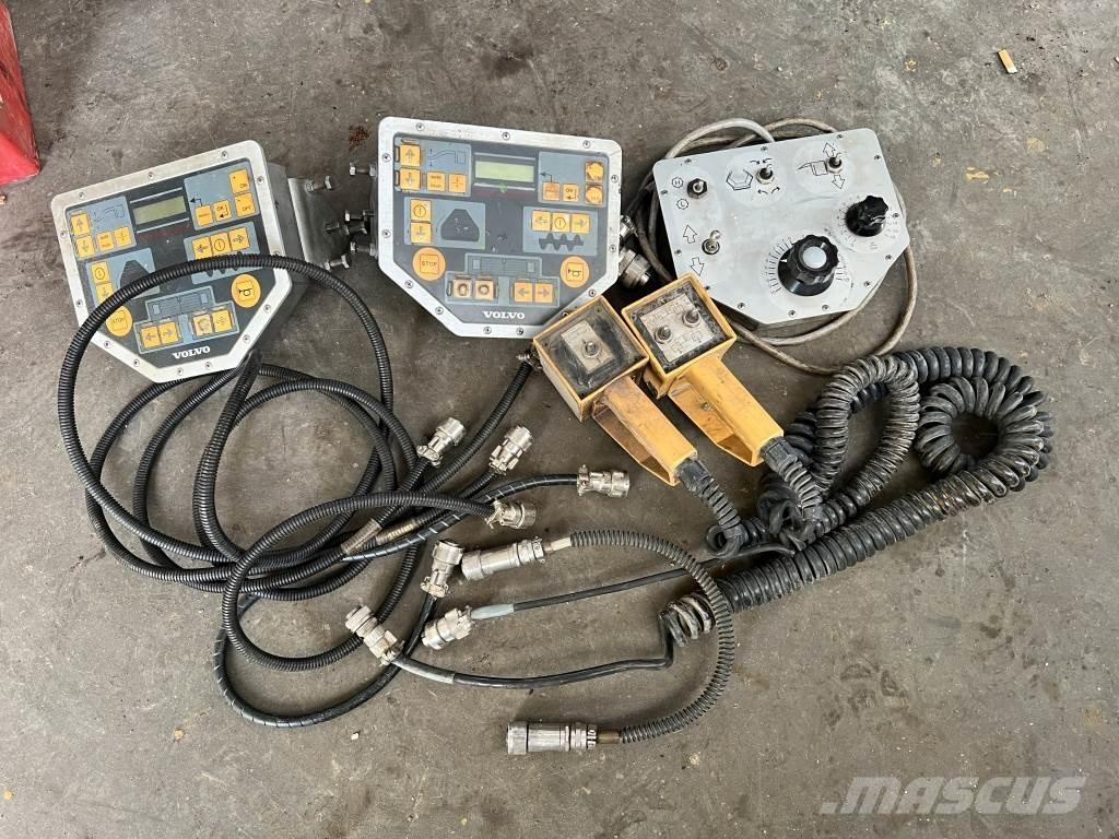 Volvo ABG P 7820 C Asfaltni finišeri