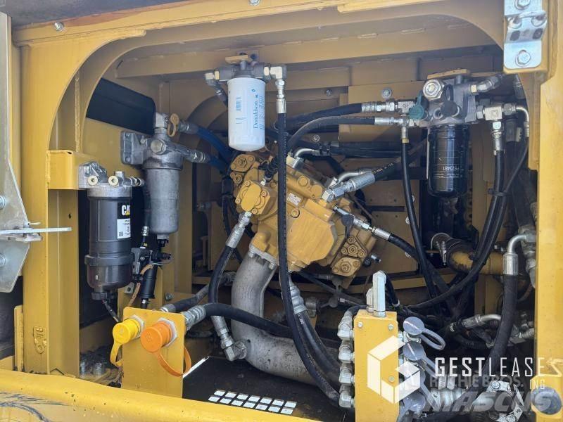CAT 330F LN Bageri guseničari