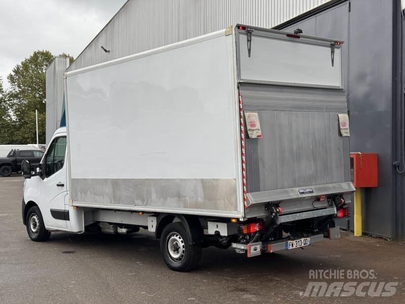 Renault Master Sanduk kombiji