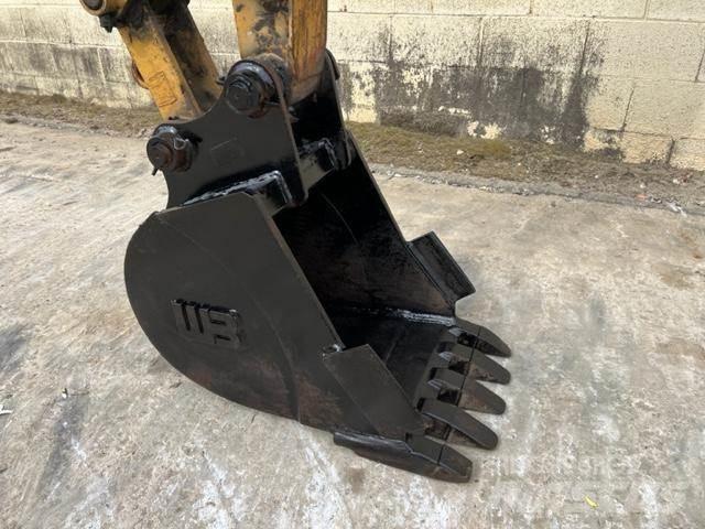 CAT 304E2 CR Mini bageri < 7t