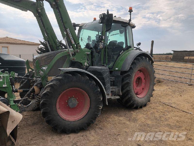 Fendt 516 VARIO Traktori
