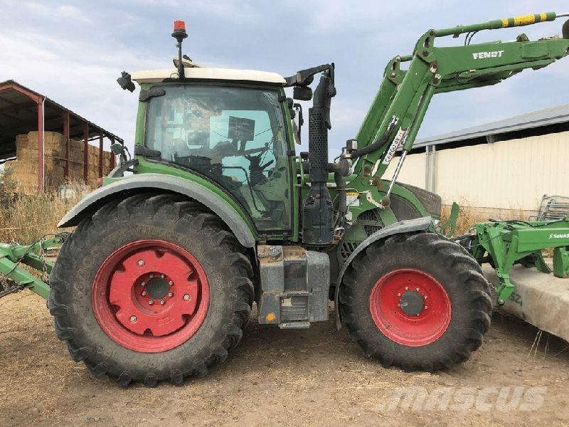 Fendt 516 VARIO Traktori