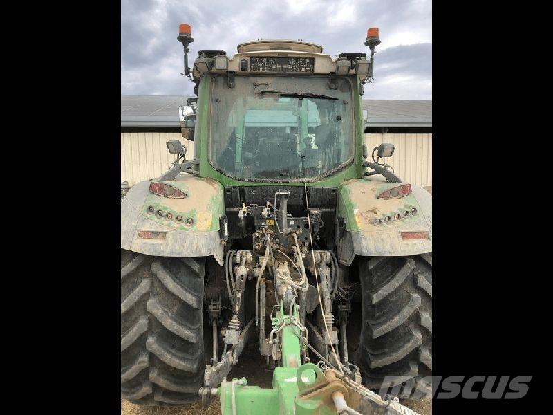 Fendt 516 VARIO Traktori