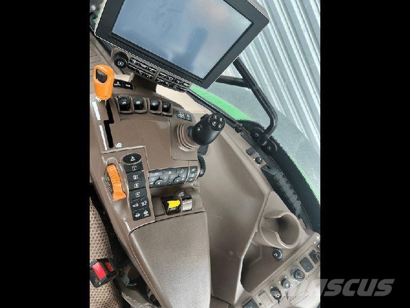 John Deere 6195R Traktori