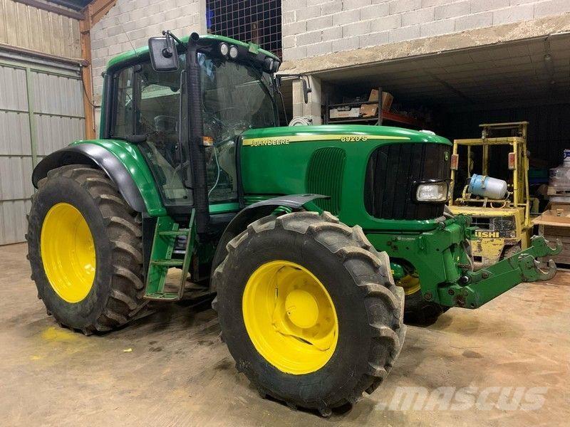 John Deere 6920 S Traktori