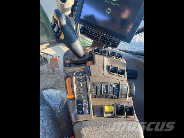 John Deere 6R120 Traktori