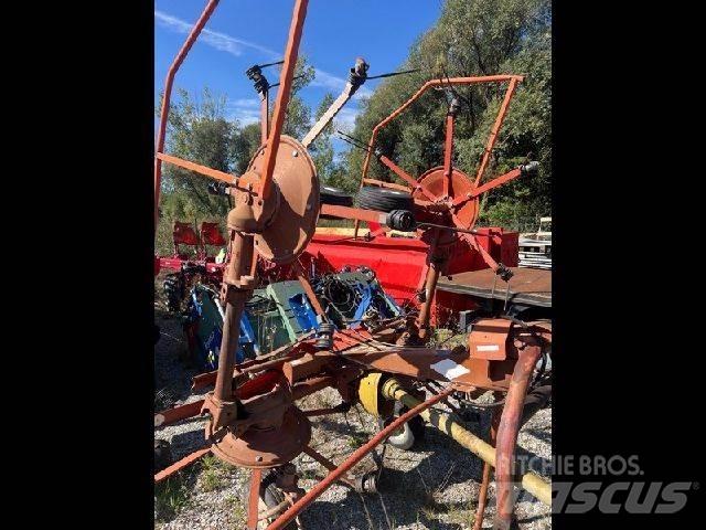 Kuhn GF5001MH Okretači i sakupljači sena