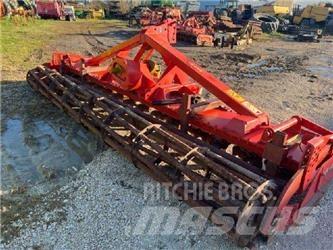 Kuhn HR404 Drljače