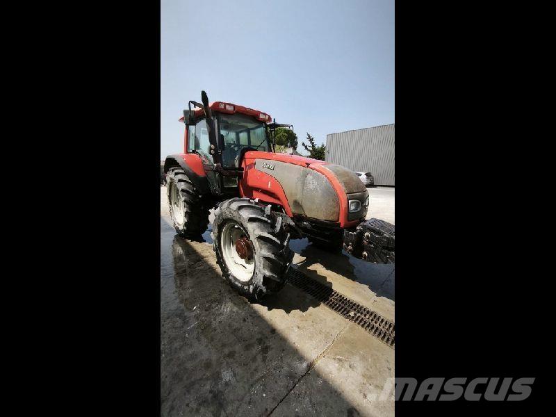 Valtra T140 Traktori