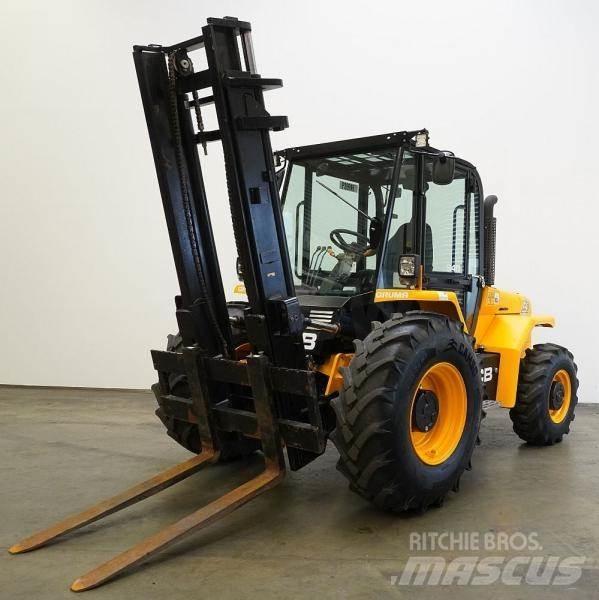 JCB 940-4 Vanterenski viljuškar