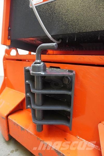 Linde P 30 132 Tegljači