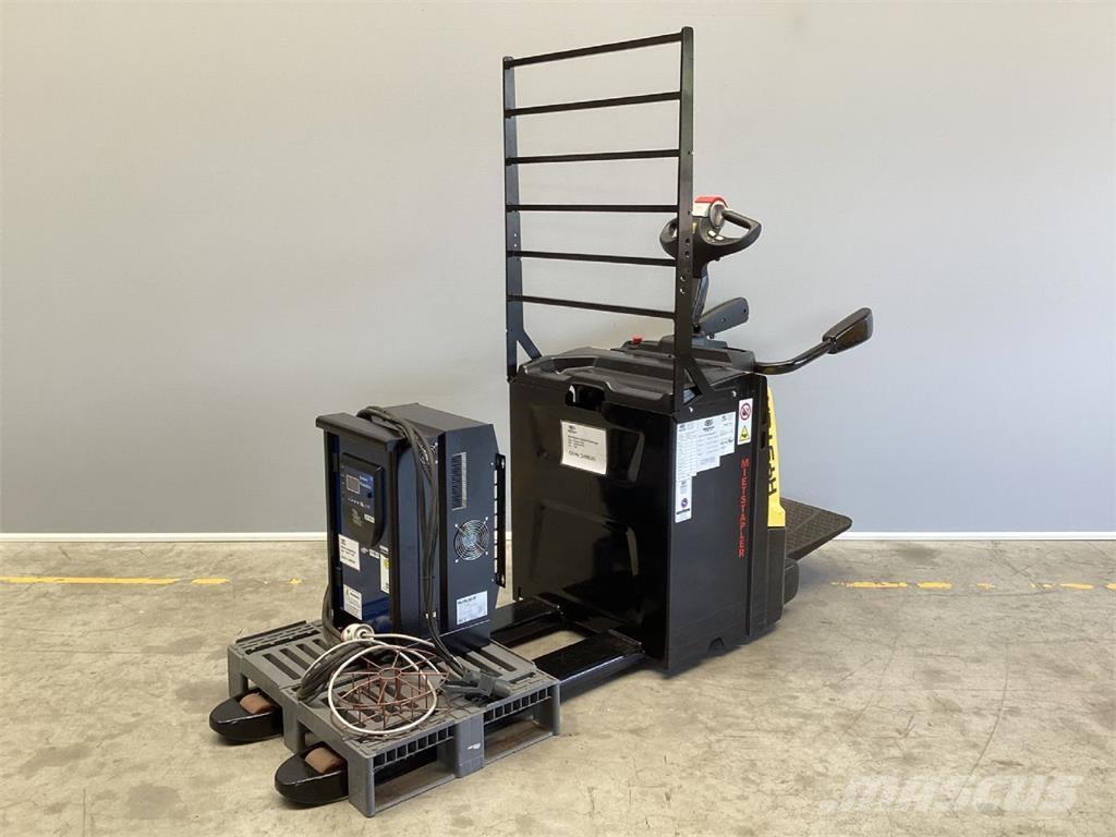 Hyster P2.0S Ručni električni viljuškar